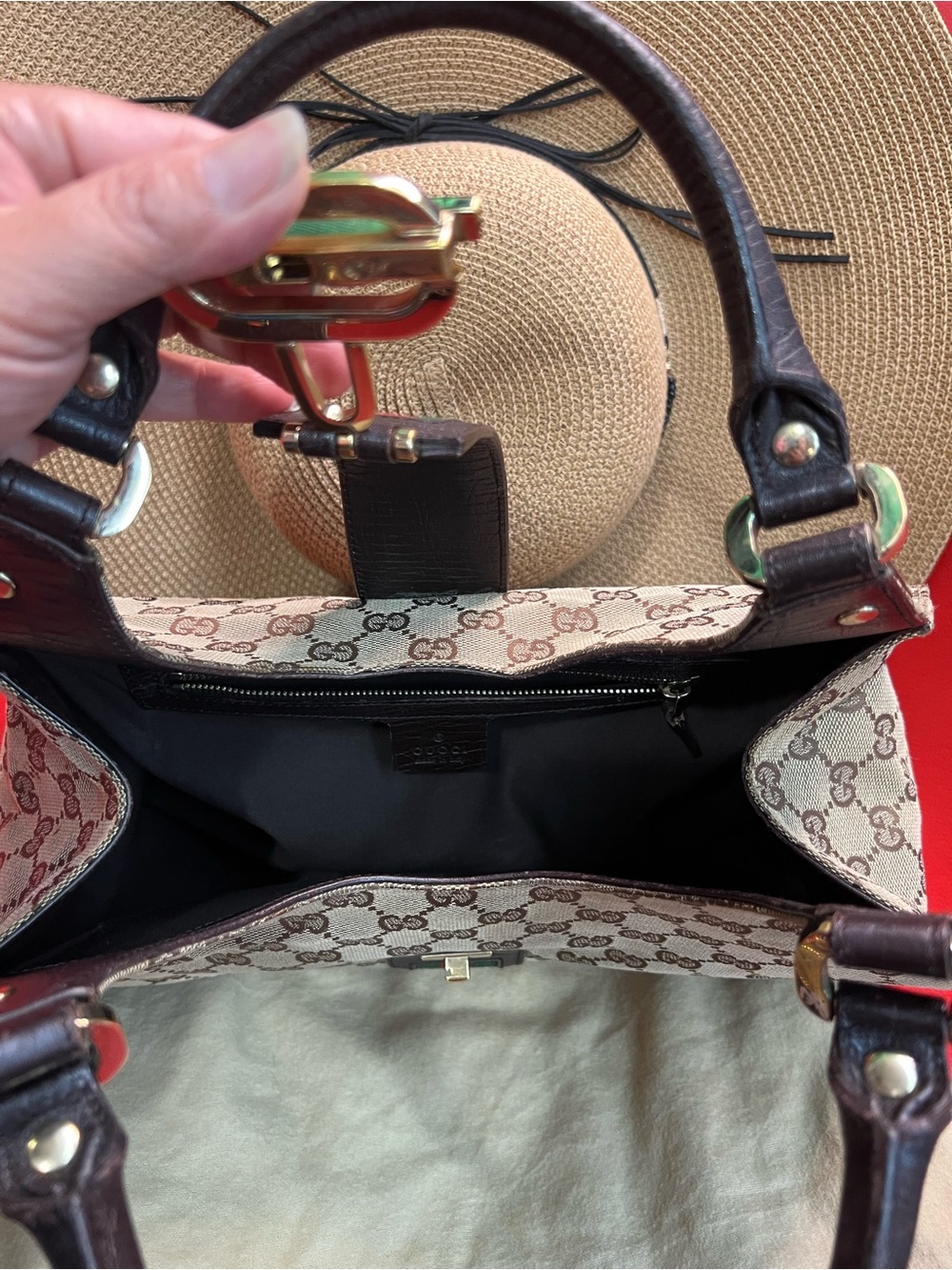 Gucci Brown GG Canvas Shoulder Hobo with Green-Red Web and Gold Accent - Picture 6 of 6